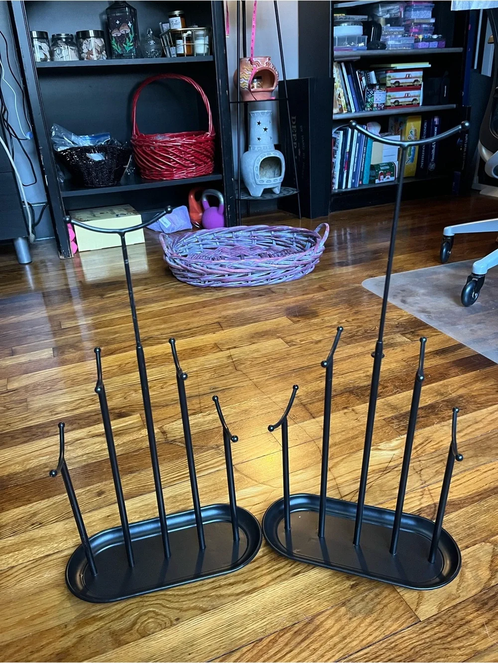 N/A organize necklaces